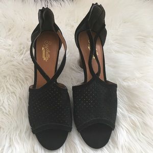 Seychelles Heritage ‘Gamble’ suede heels